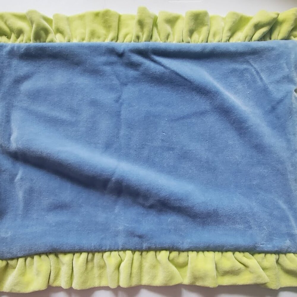 NEW Velvet Ruffle Throw pillows - Picture 5 of 11